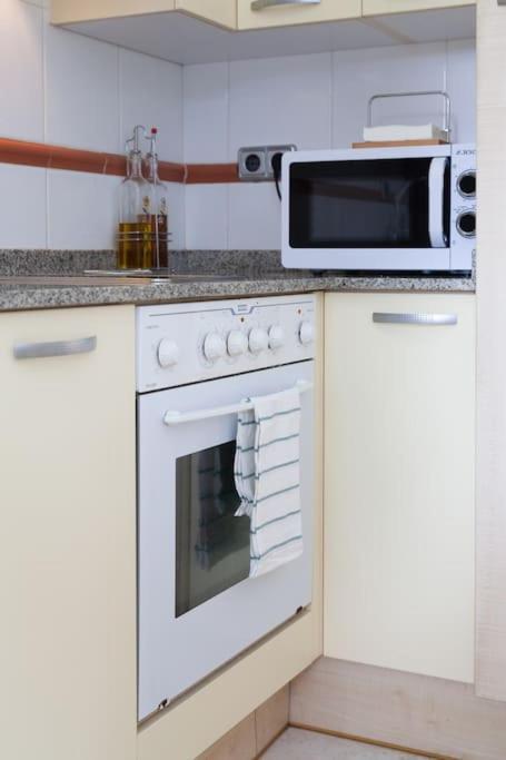 50 Meters From Cala Crancs- Terrace And Seaviews Salou